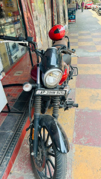 Bajaj Avenger Street 160