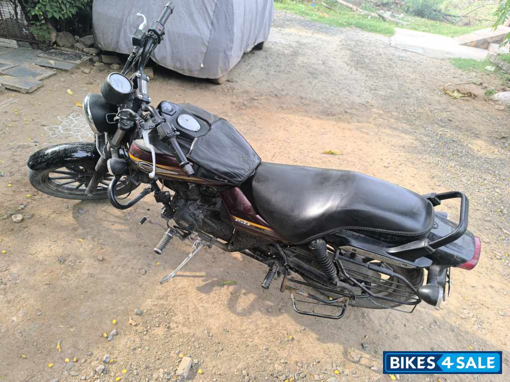 Bajaj Avenger Street 150