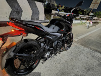 Black Bajaj Pulsar N150