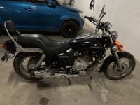 Bajaj Avenger 220 DTS-i