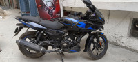 Bajaj Pulsar 220F