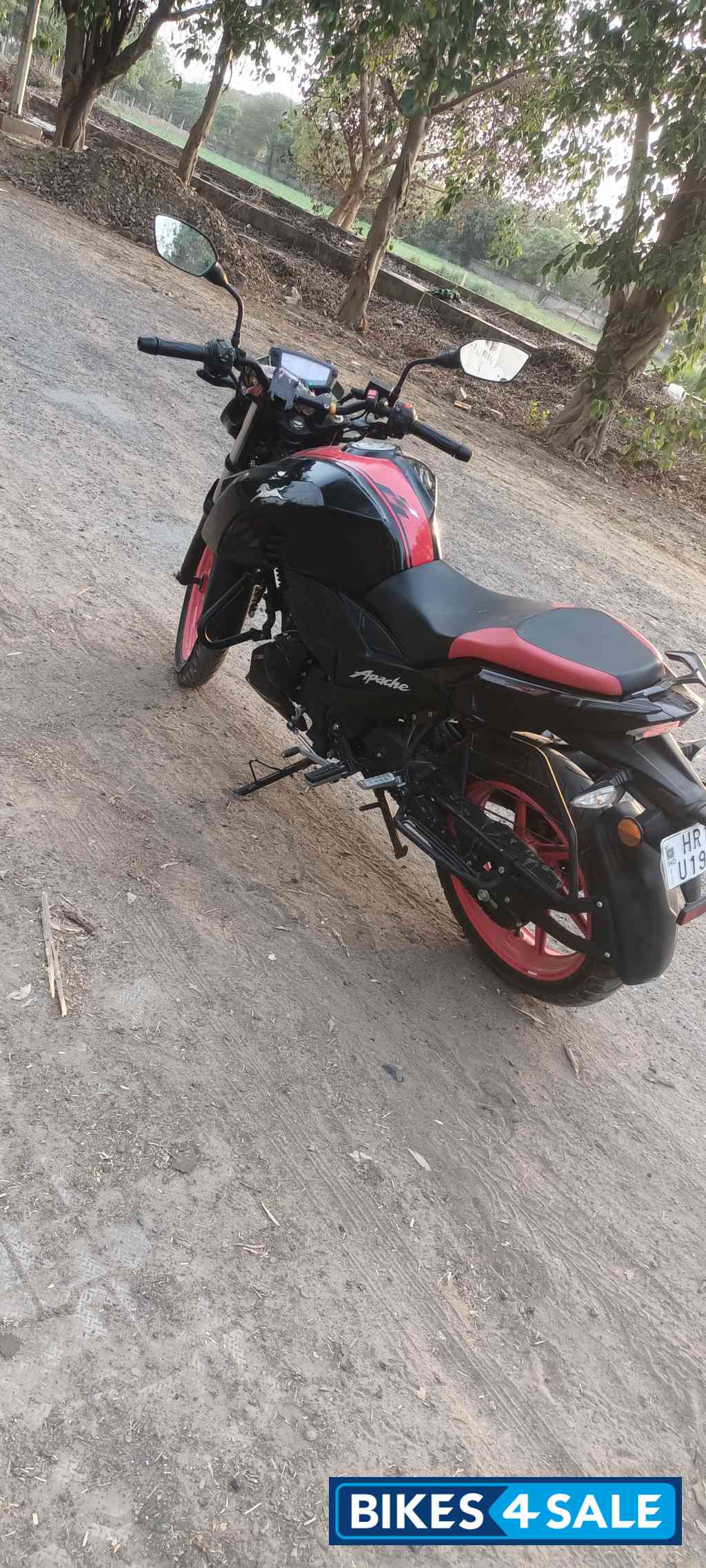 TVS Apache RTR 160 4V Special Edition