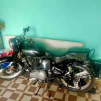 Black Royal Enfield Bullet 350 KS BS6