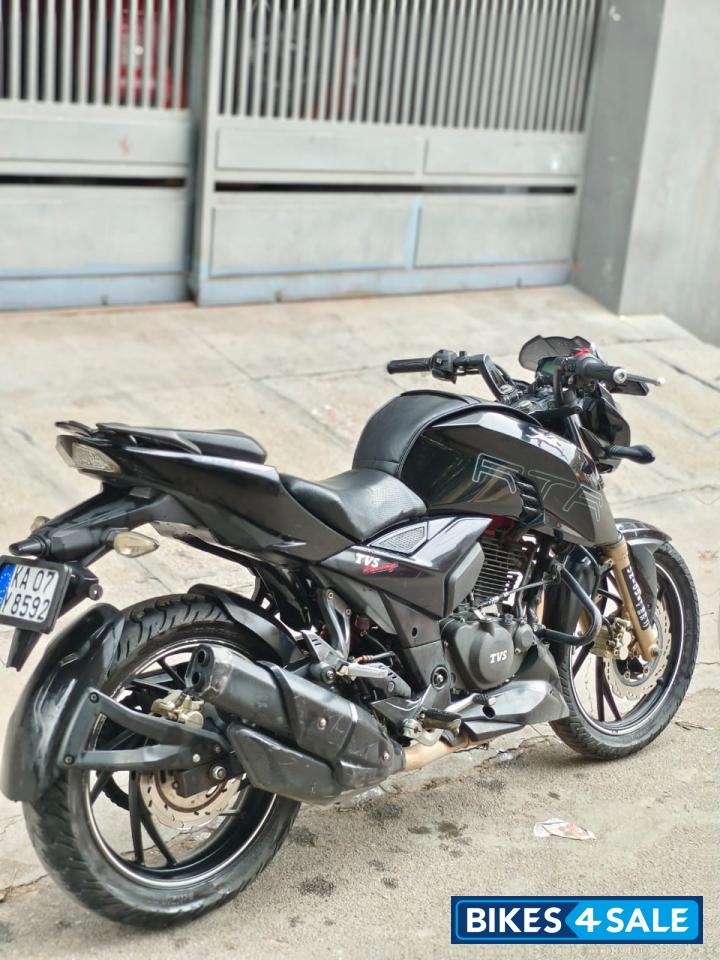 TVS Apache RTR 200 4V TVS Apache RTR 200 4V