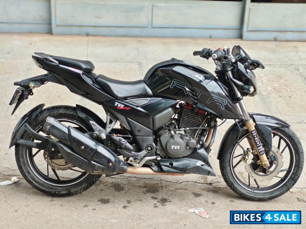 TVS Apache RTR 200 4V TVS Apache RTR 200 4V