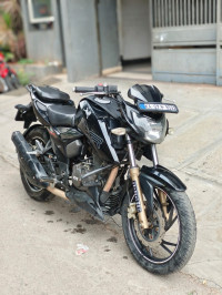 TVS Apache RTR 200 4V