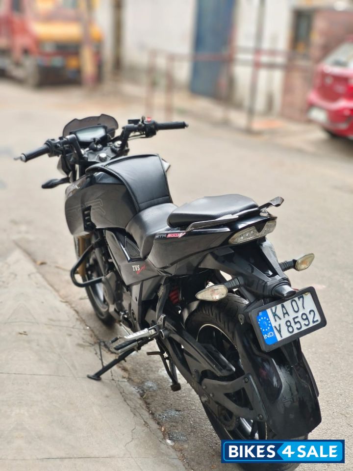 TVS Apache RTR 200 4V TVS Apache RTR 200 4V