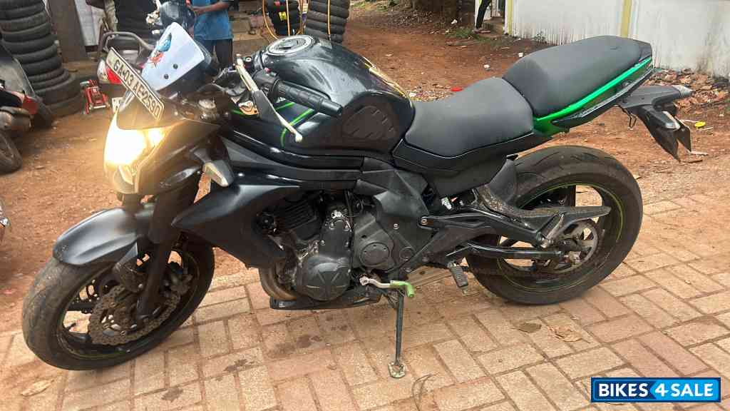 Black And Green Kawasaki Ninja 650ER 6N Black And Green Kawasaki Ninja 650ER 6N