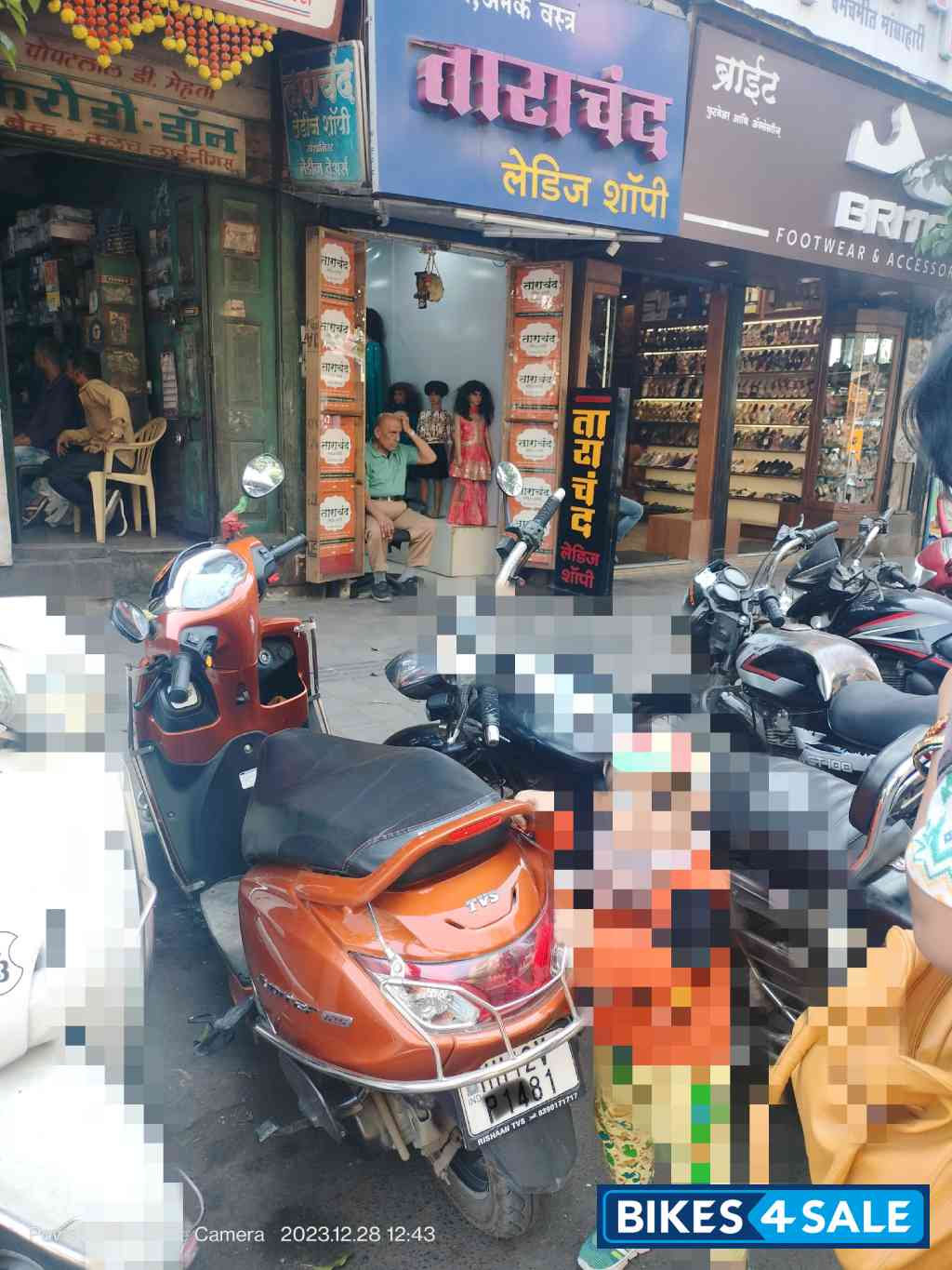 Orange TVS Jupiter 125