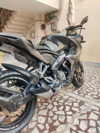 Black Bajaj Pulsar RS 200