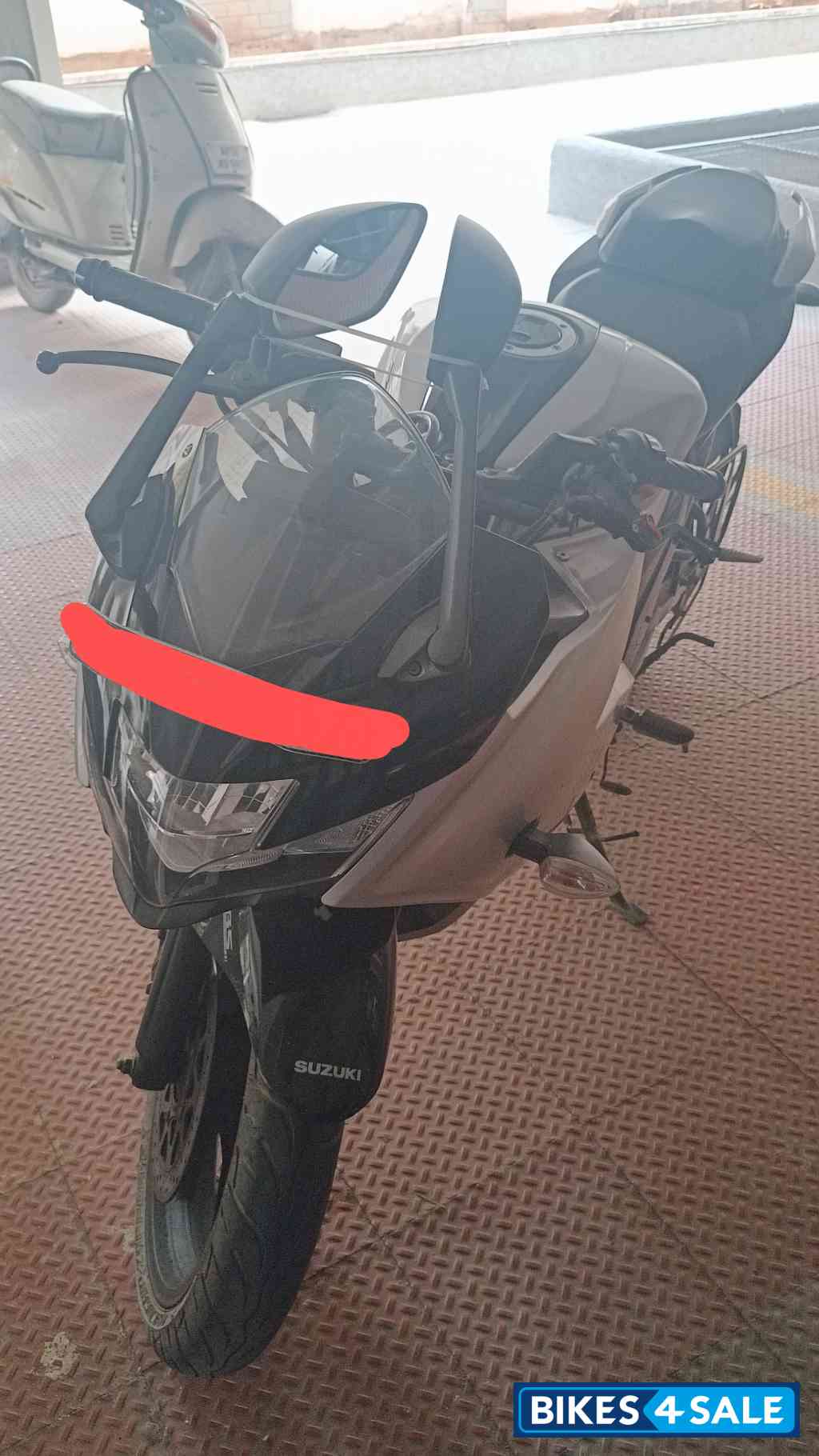 Suzuki Gixxer SF