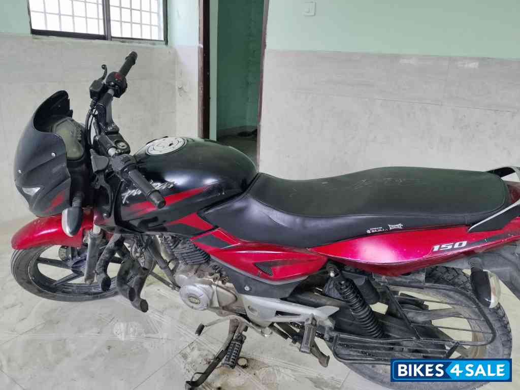 Red Black Bajaj Pulsar 150