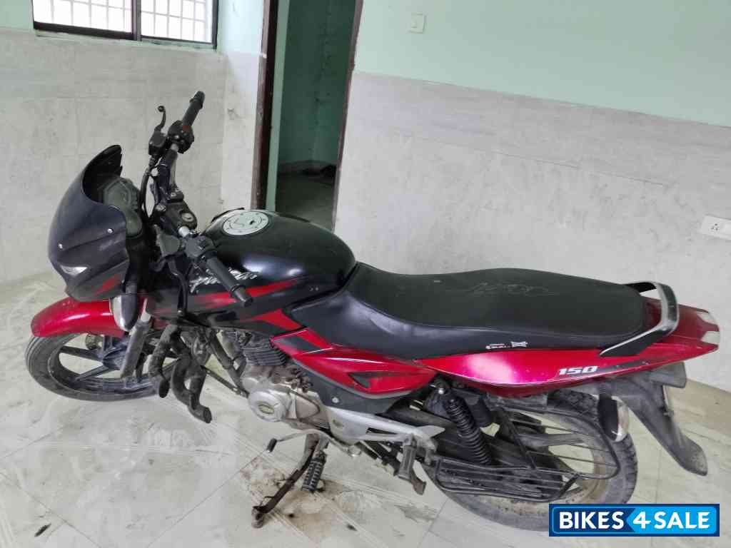 Red Black Bajaj Pulsar 150