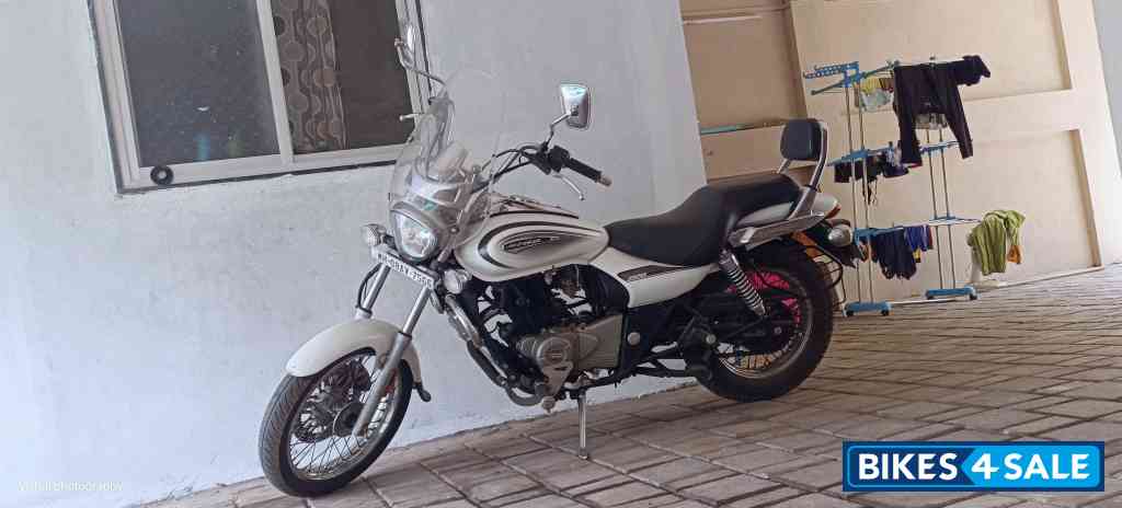 Bajaj Avenger Cruise 220