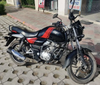 Bajaj V15