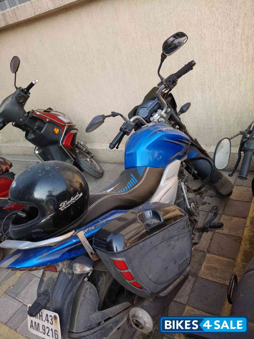 Bajaj Discover 125
