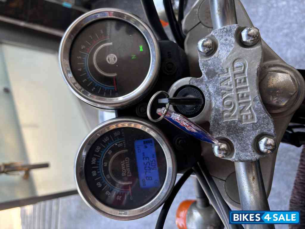 Lightening Royal Enfield Thunderbird 350