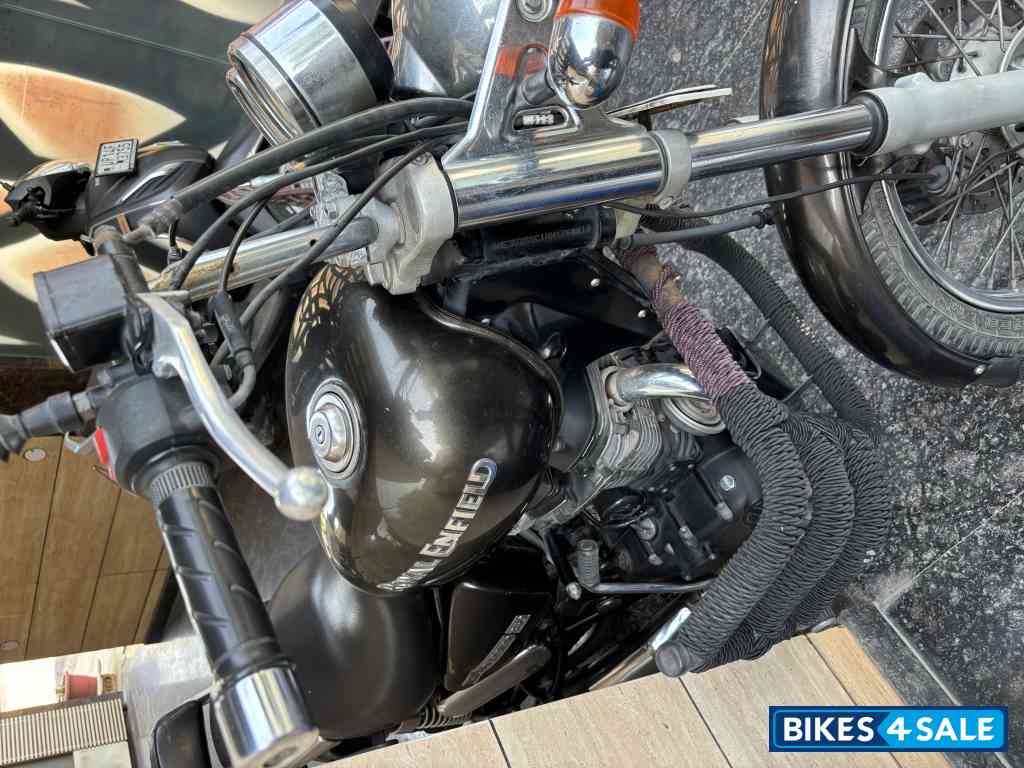 Lightening Royal Enfield Thunderbird 350