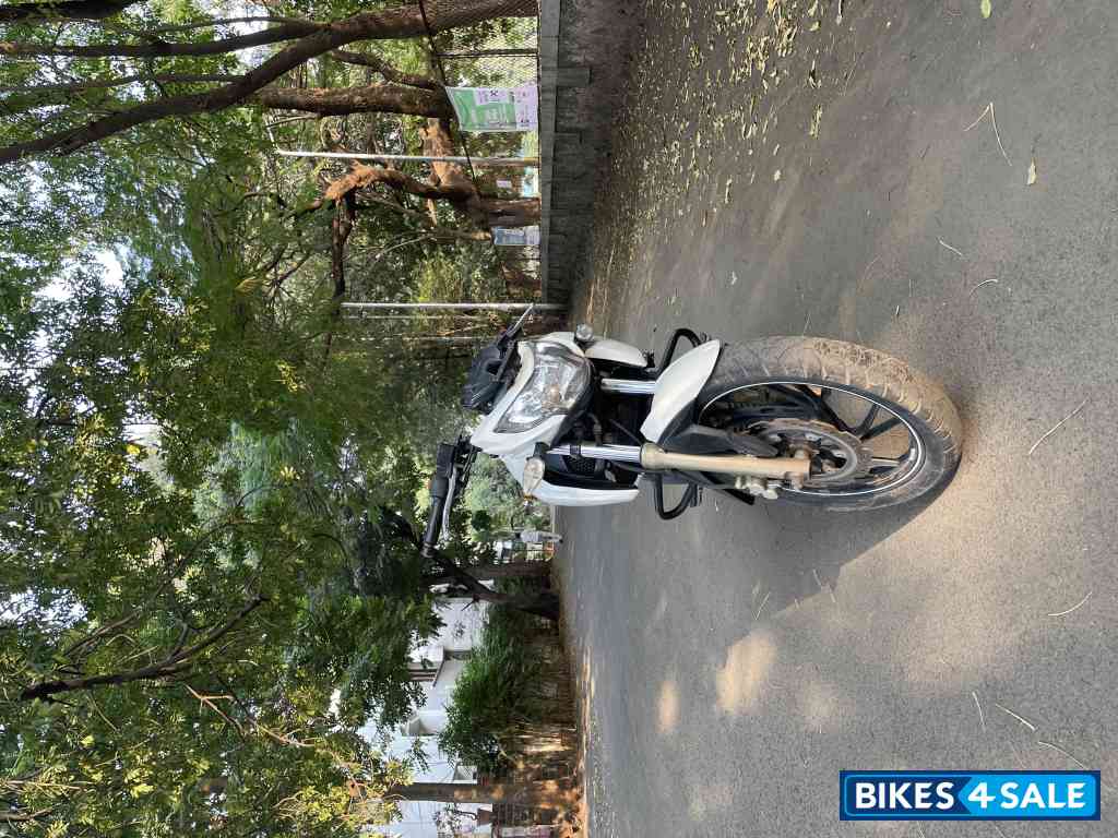 TVS Apache RTR 200 4V