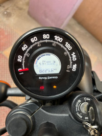 Royal Enfield Hunter 350 Metro