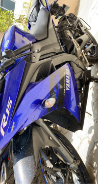 Yamaha YZF R15 V3