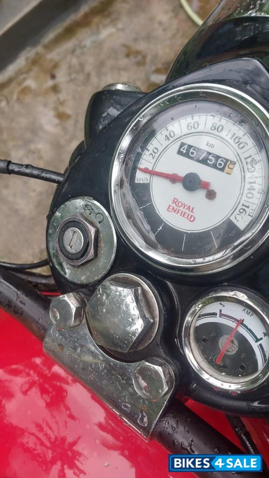 Redditch Royal Enfield Classic 350 Redditch Red