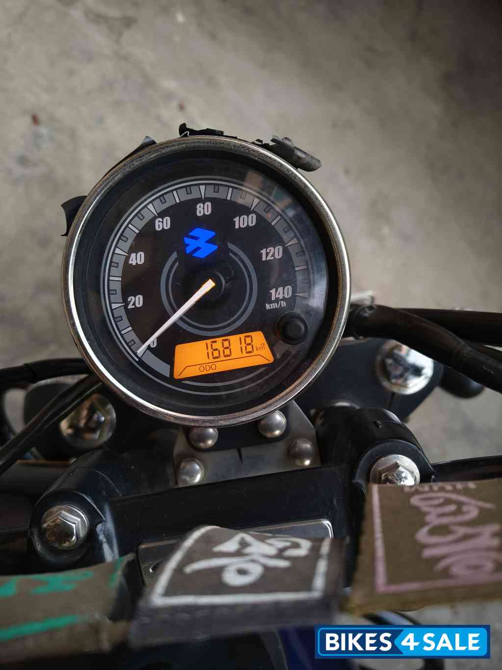 Blue Bajaj Avenger Street 150
