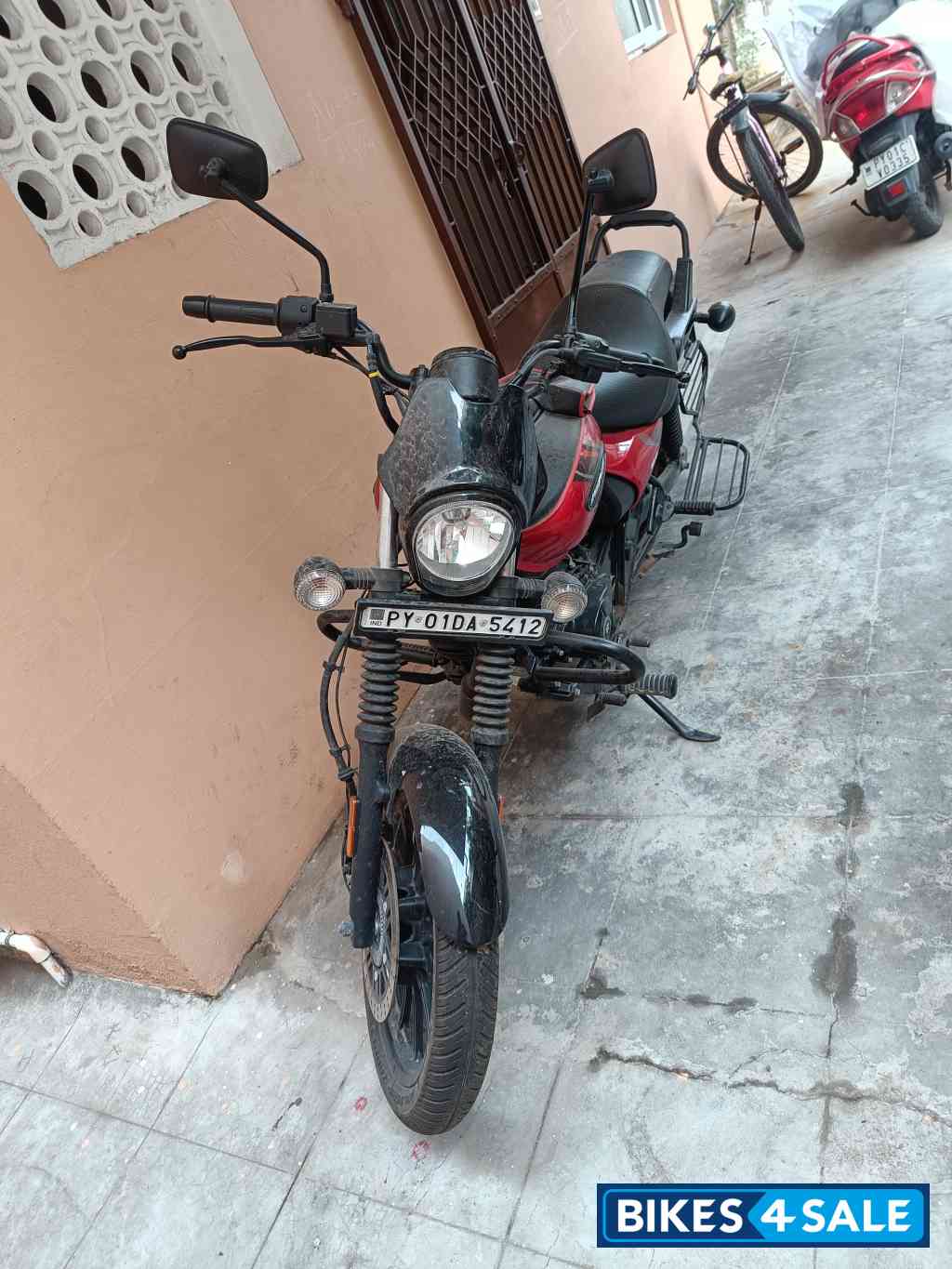 Bajaj Avenger Street 160