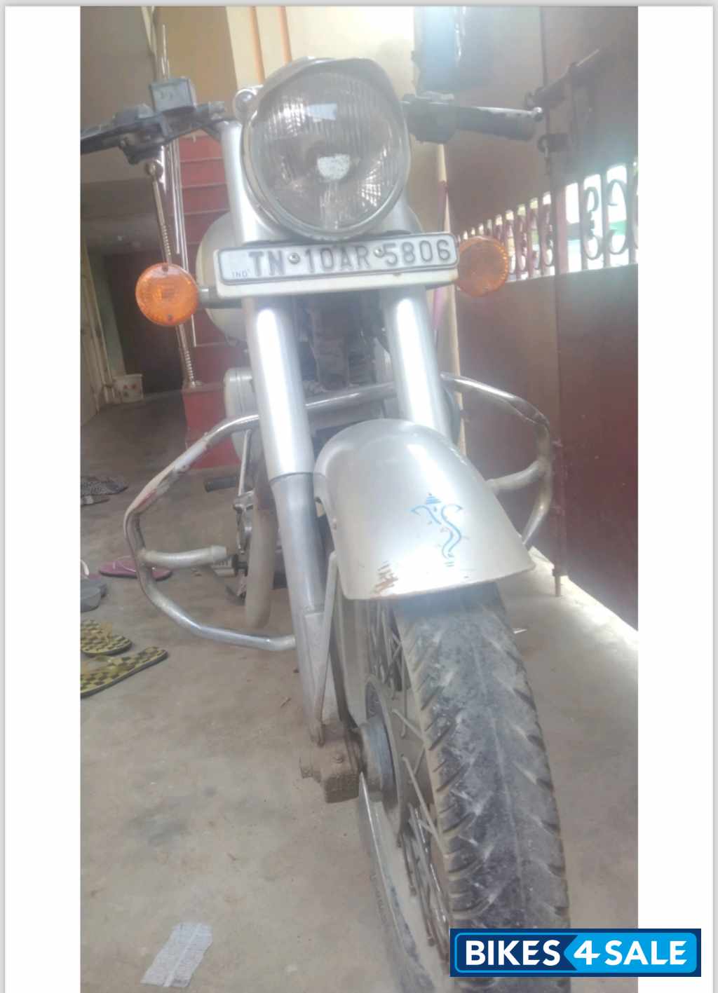 Silver Royal Enfield Classic 350