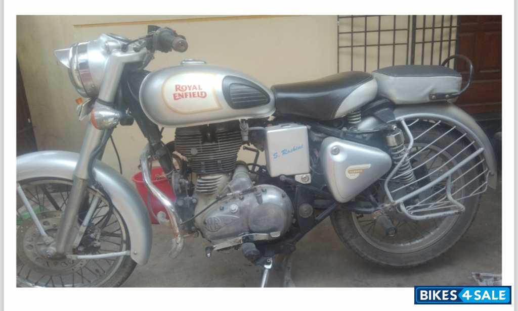 Silver Royal Enfield Classic 350