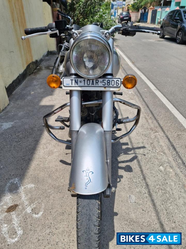Silver Royal Enfield Classic 350