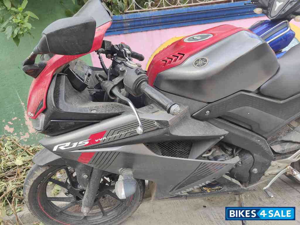 Red Yamaha YZF R15 V3