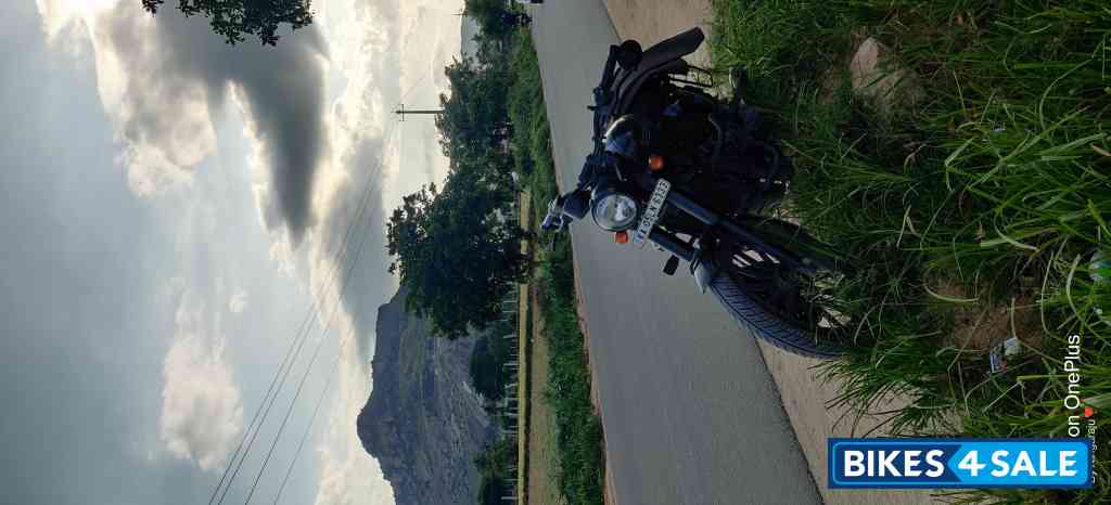 Jawa 42 Dual Channel ABS AllStar Black