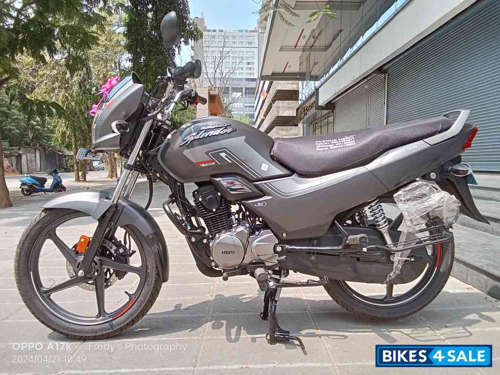 Hero Super Splendor XTEC