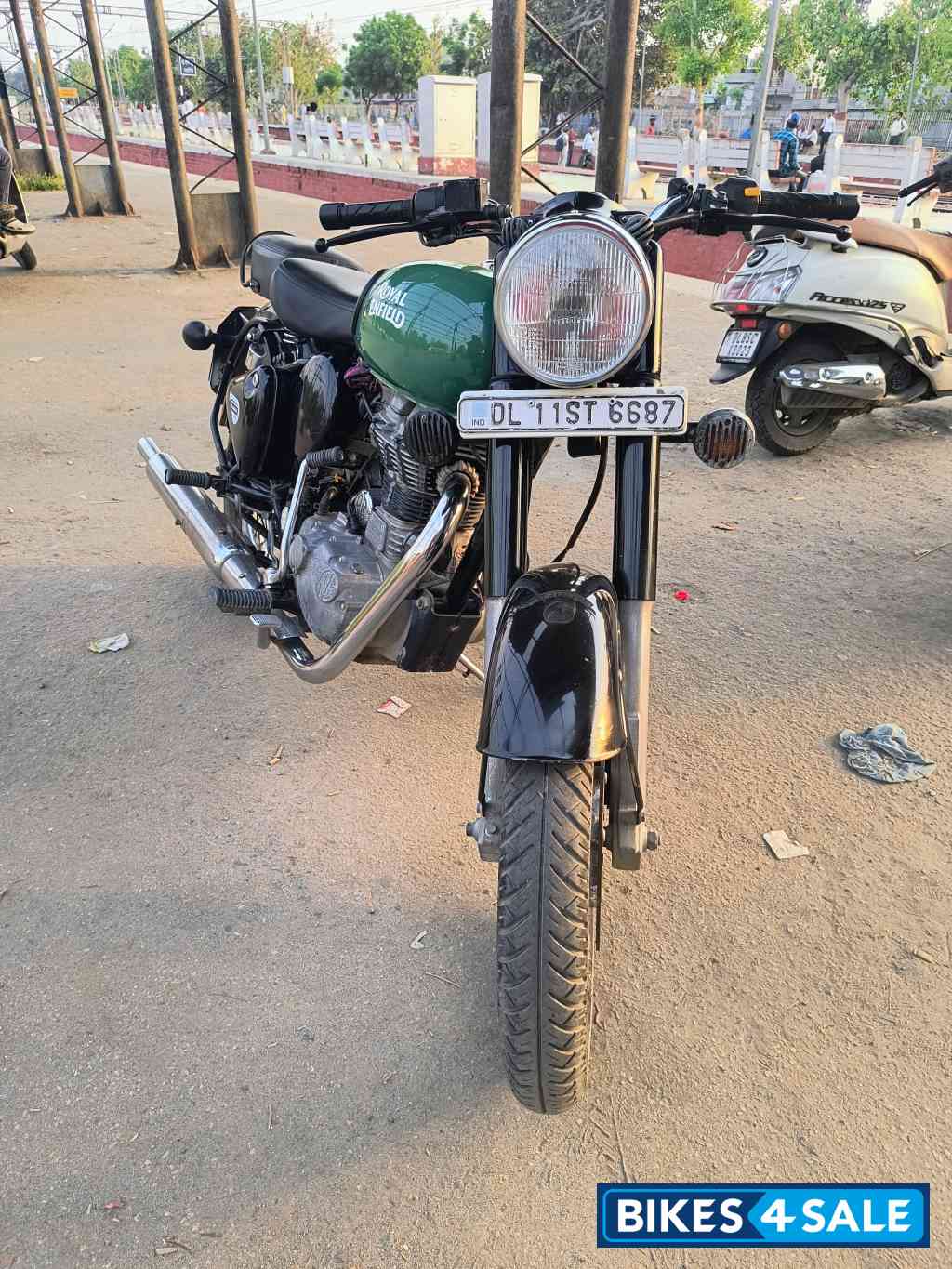 Royal Enfield Classic 350 Redditch Green