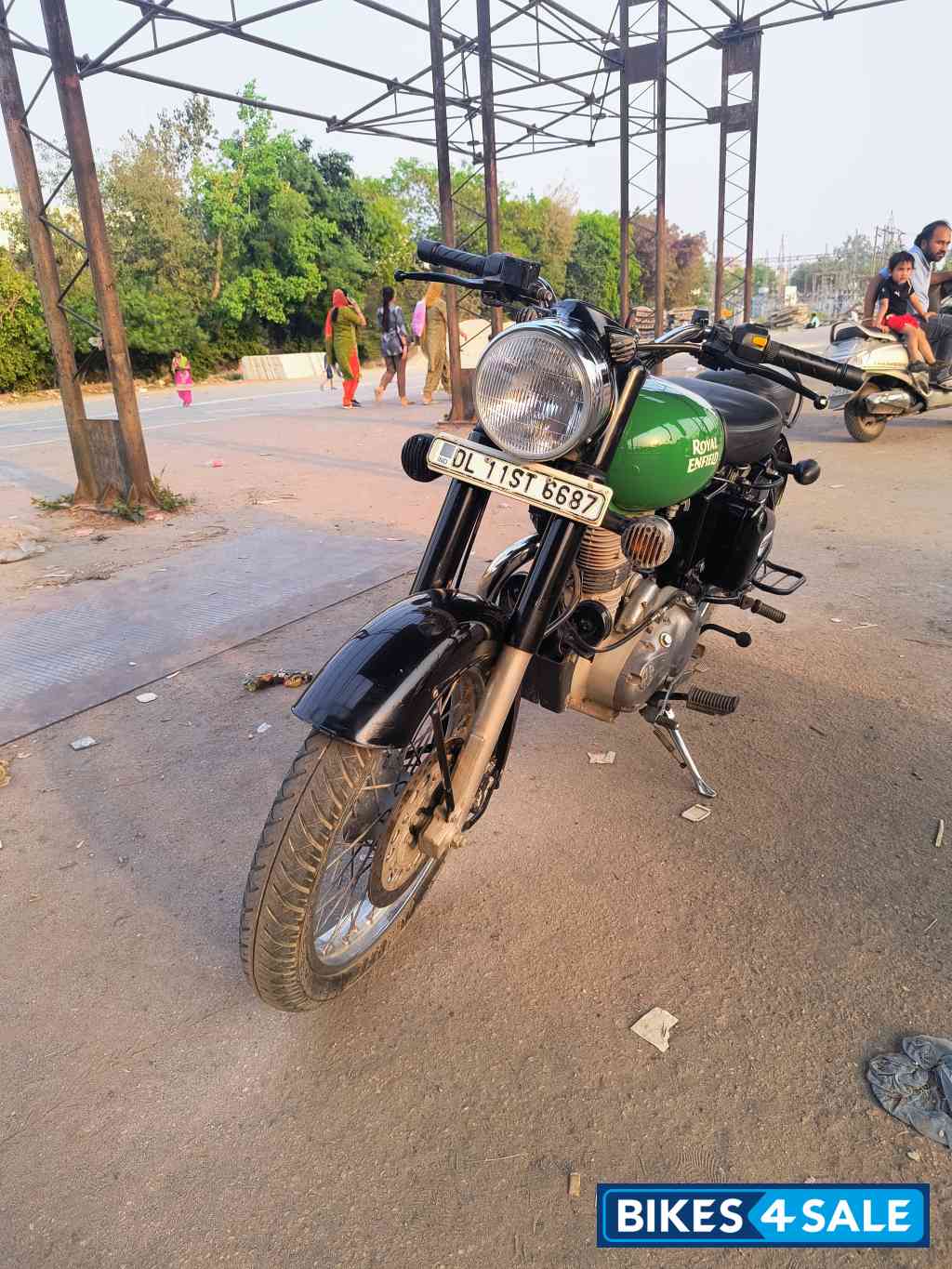 Royal Enfield Classic 350 Redditch Green