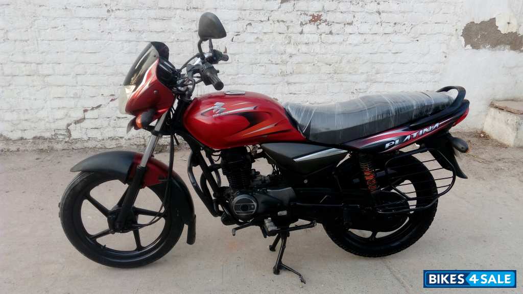 Meroon Bajaj Platina 100