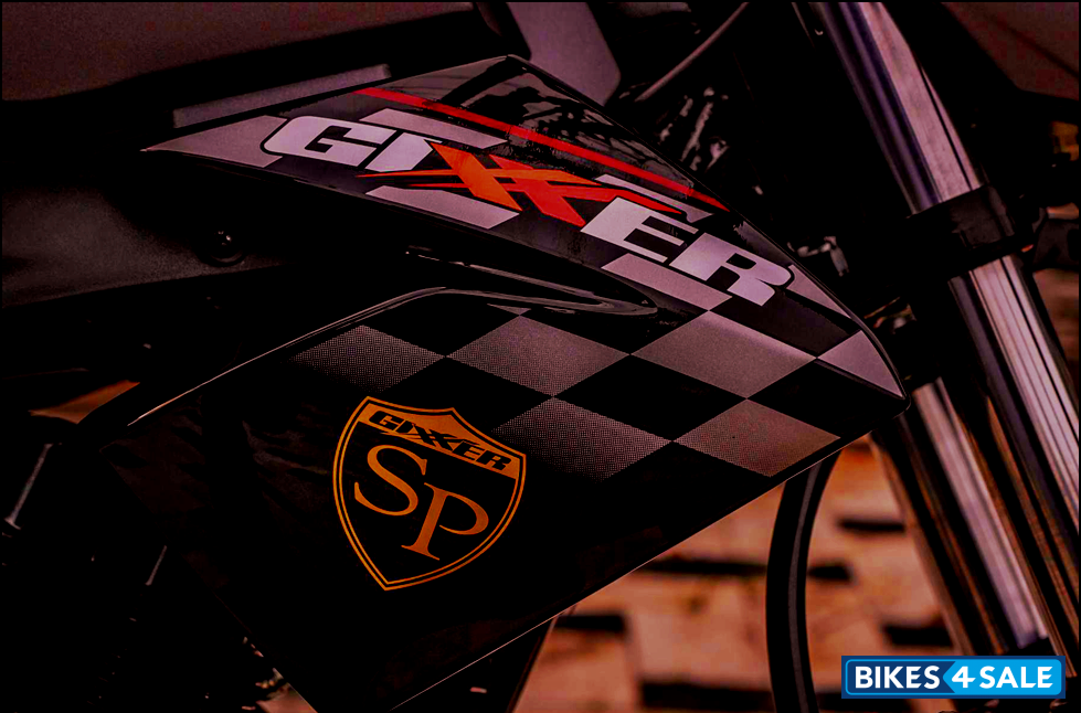 Matte Grey Suzuki Gixxer SP