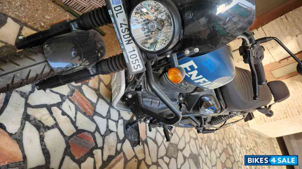 Royal Enfield Hunter 350 Metro