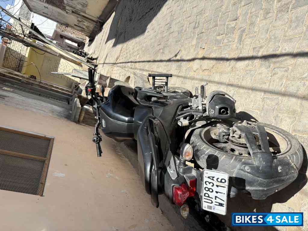 Z Black Yamaha FZ FI V3 BS6