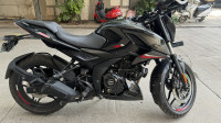 Brooklyn Black Bajaj Pulsar N250 Dual Channel ABS