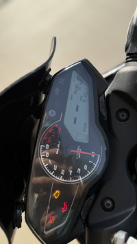 Brooklyn Black Bajaj Pulsar N250 Dual Channel ABS