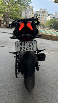 Brooklyn Black Bajaj Pulsar N250 Dual Channel ABS