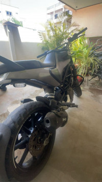 Husqvarna Svartpilen 250