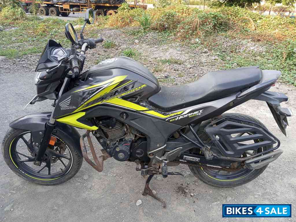 Honda CB Hornet 160R ABS