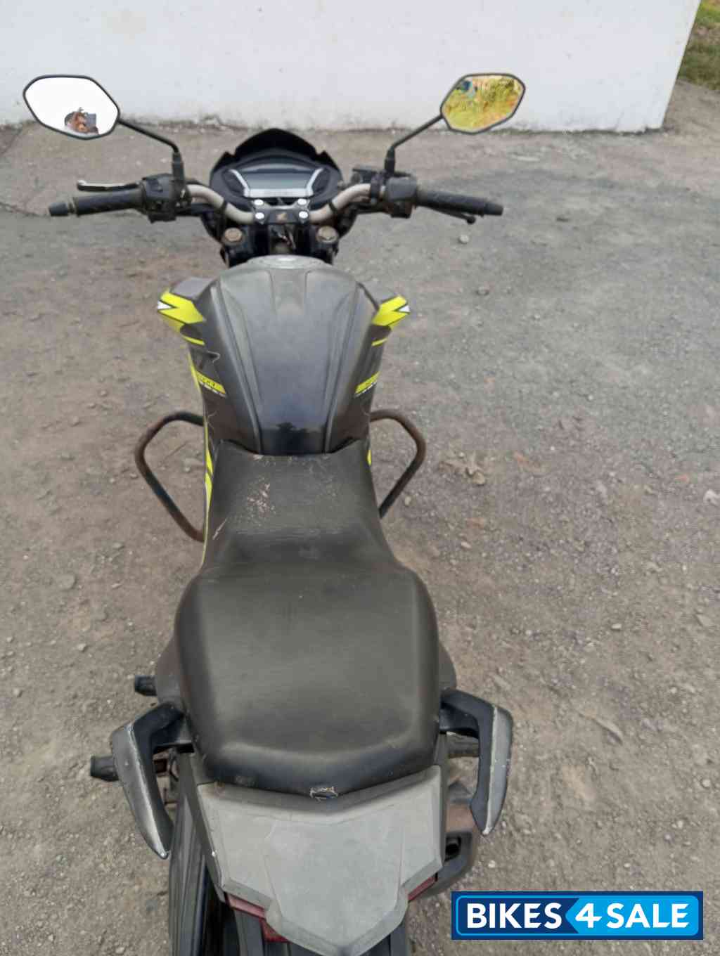 Honda CB Hornet 160R ABS