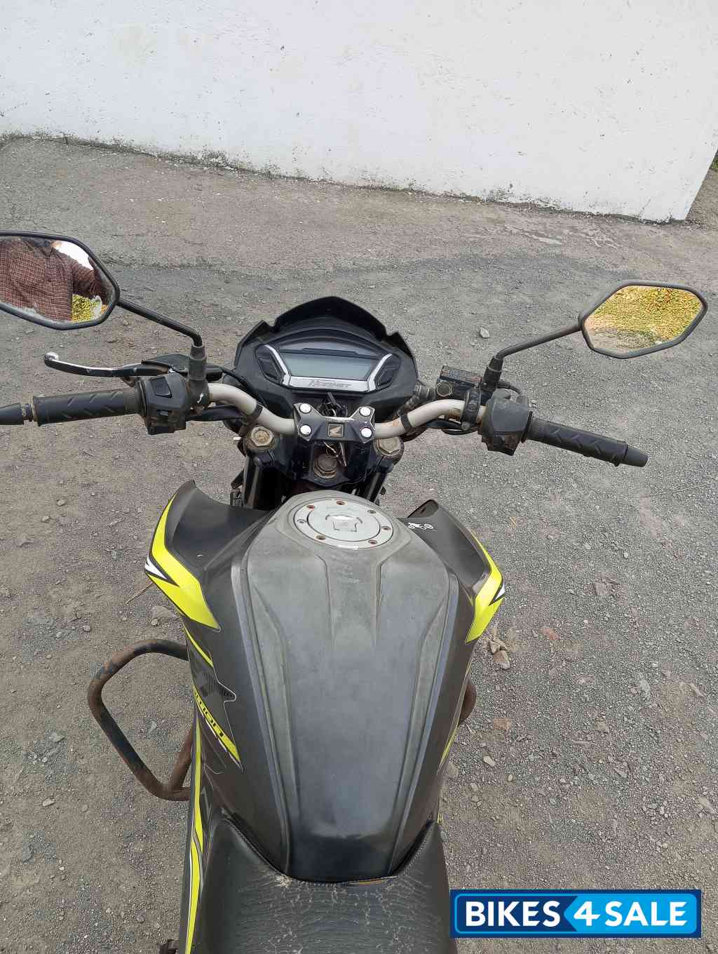Honda CB Hornet 160R ABS