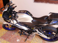 Silver Yamaha R15 V4
