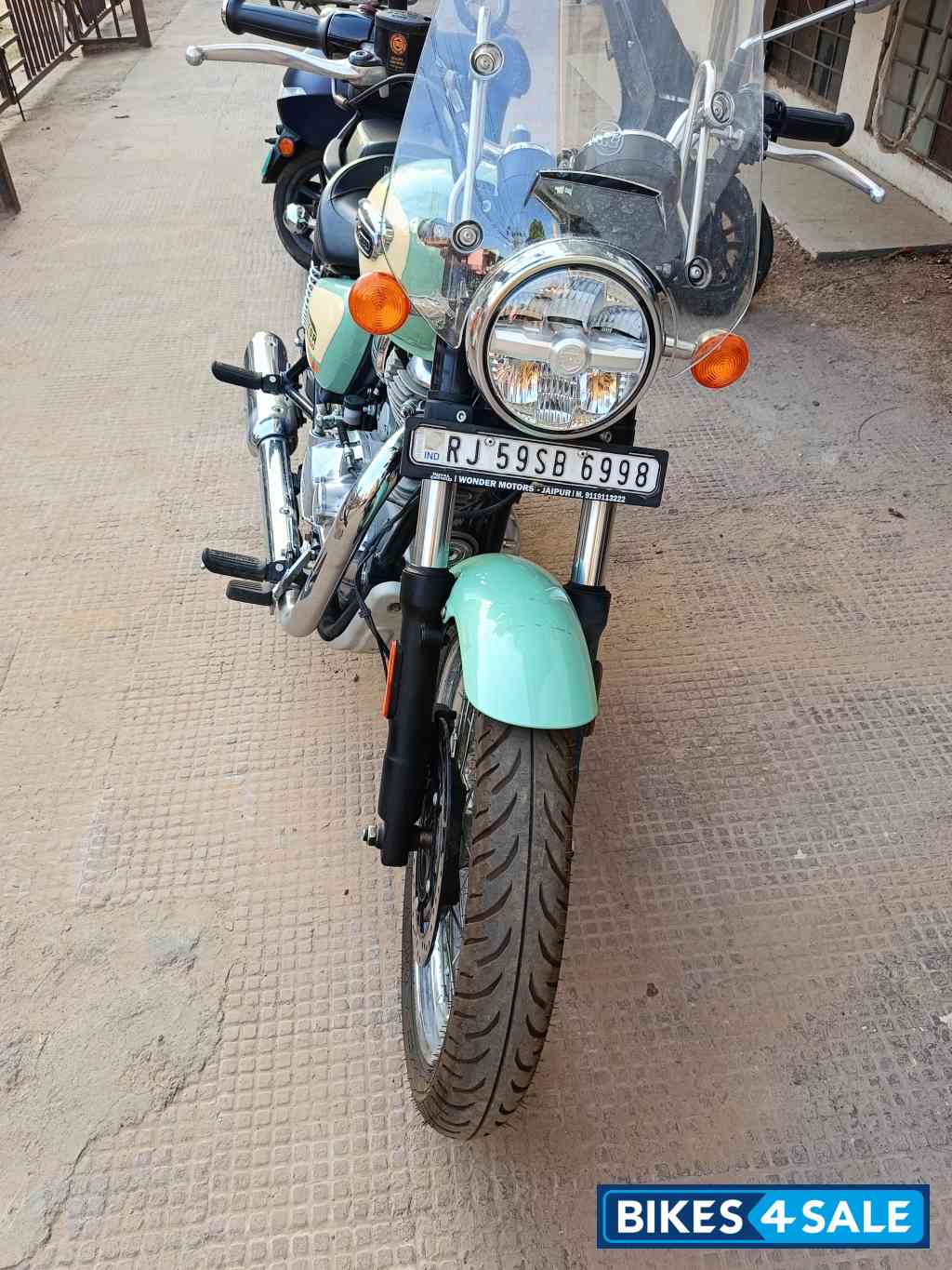 Arora Green Royal Enfield Meteor 350 Aurora