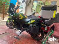 Savana Green Bajaj Dominar 400 ABS BS6